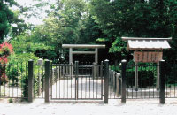 大津皇子の墓