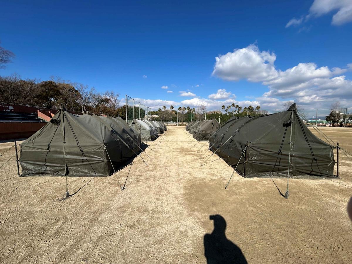 天幕設営状況