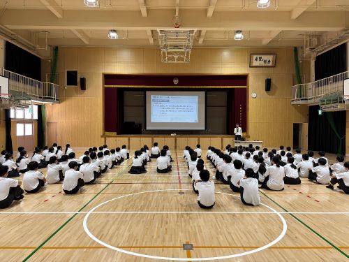 大阪市立玉津中学校