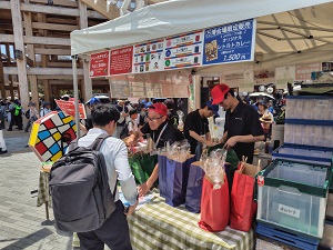 広場ブースの様子(JA)