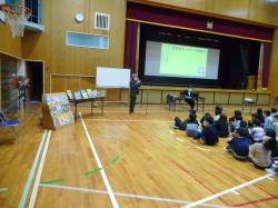 岸和田市立山直北小学校の写真1