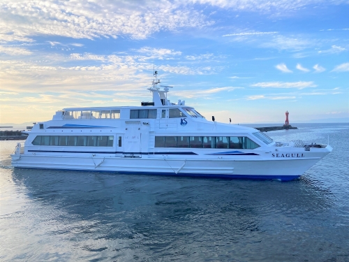 深日港ライナー外観