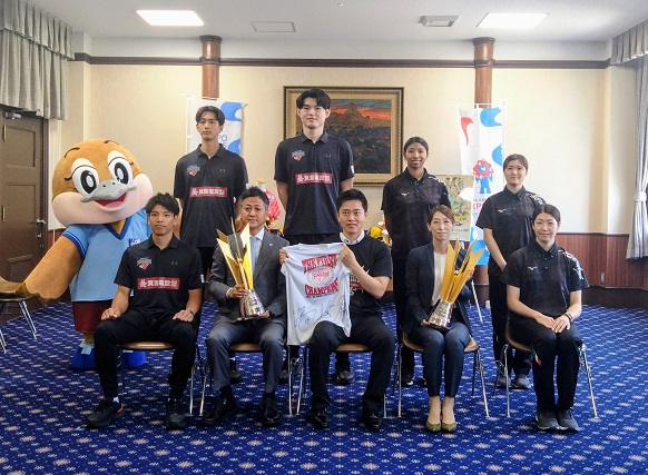 選手(関係者含む)と知事