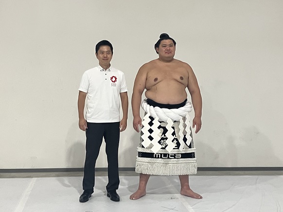 大の里関と知事