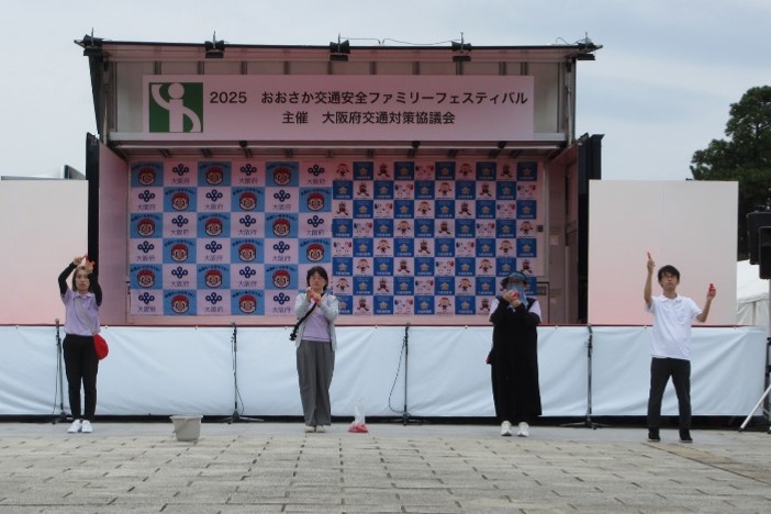 発煙筒着火実験