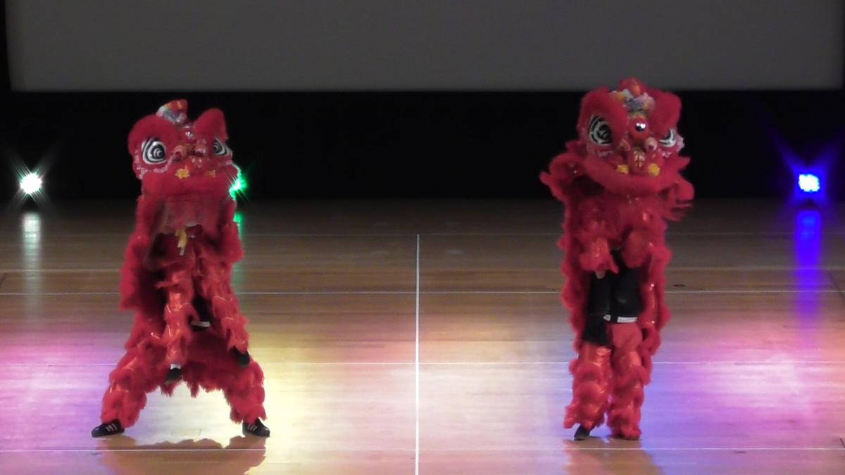 獅子舞画像