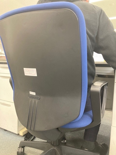 椅子が使用されている様子2