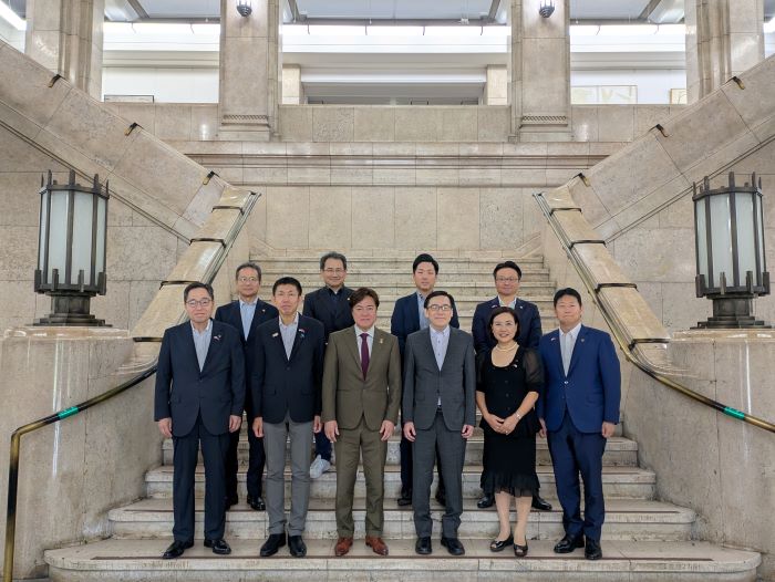 表敬訪問の様子2