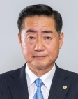 吉田 忠則委員の写真