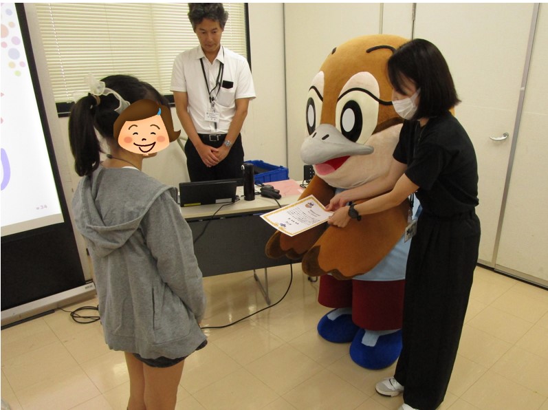 修了証授与(8月19日)
