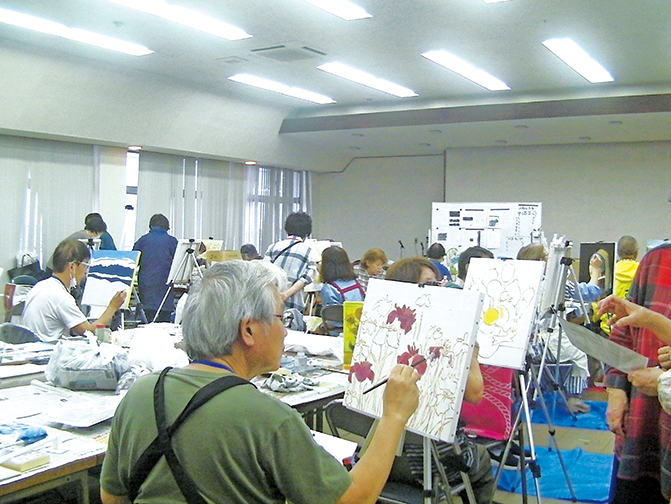 絵画クラスの授業風景