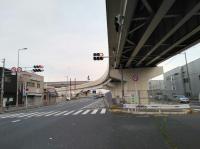 美原跨道橋写真