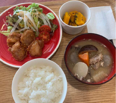 LANKUN風カフェで食べるヘルシー和食の写真