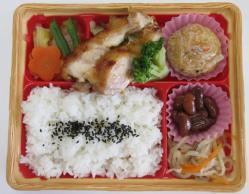 栄養バランス弁当（麦みそチキン＆豆腐ハンバーグ）の画像