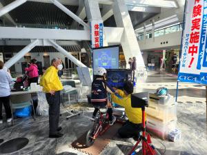 楽しく学ぼう！自転車の交通ルールとマナーの様子1