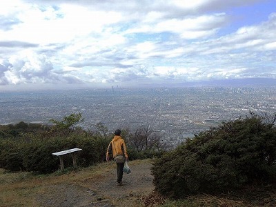 晴れ始めたぼくらの広場