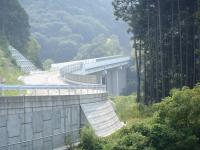 建設中の広域農道岩湧地区