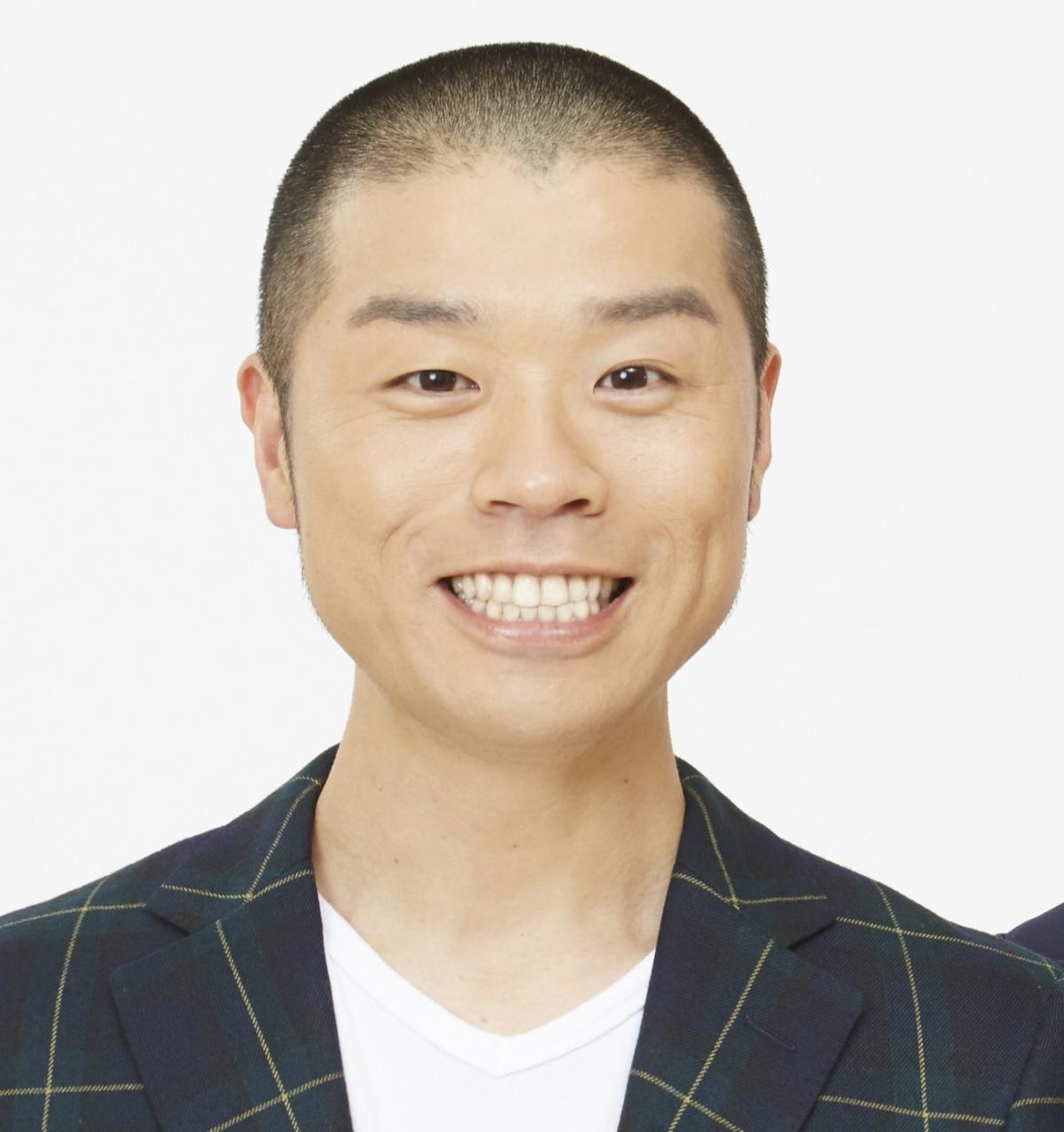 アキナ・山名氏写真