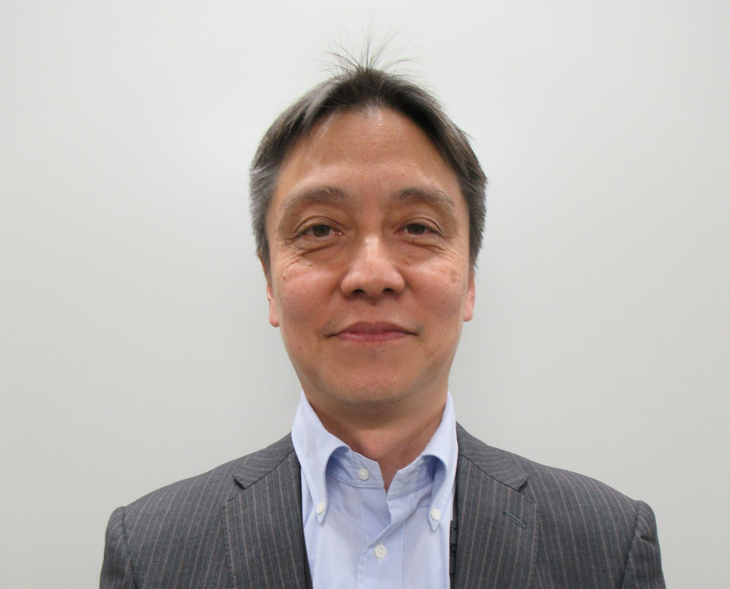 岡部室長