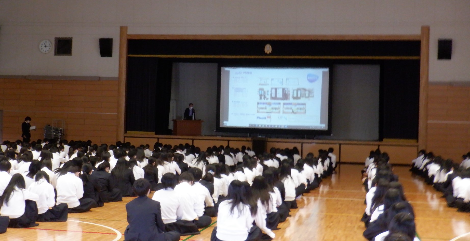 令和4年5月30日住吉商業高校での授業風景