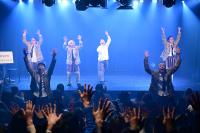 OSAKA SKIT theater ～Dancers Perform Timeless Hits!～の様子