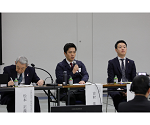 国際金融都市OSAKA推進委員会2023年度第2回総会で意見を述べる吉村知事の写真