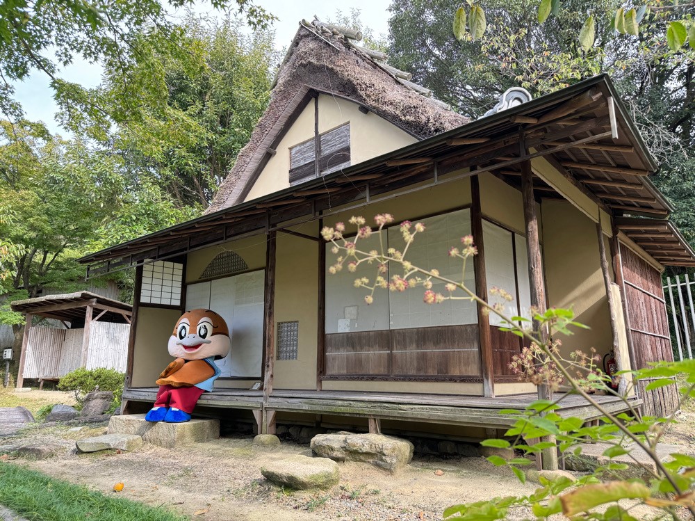 茶室ともずやん