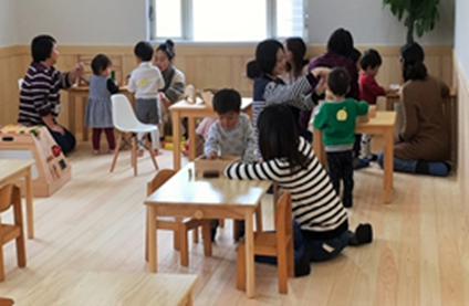 内装を木質化した幼稚園